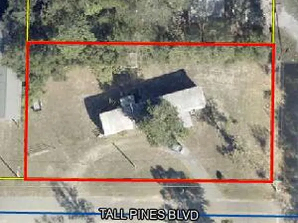 18 Tall Pines Blvd, Defuniak Springs, FL 32433