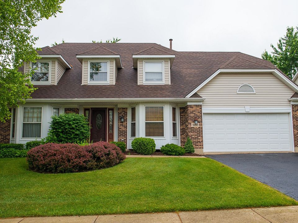 1st image of 1650 Crowfoot Cir S