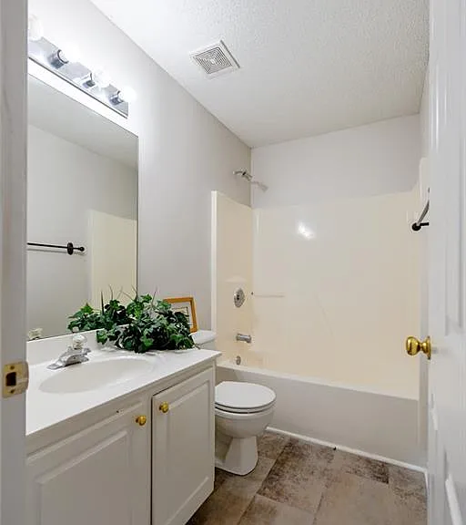 1570 Swan Valley Ct — Photo 18