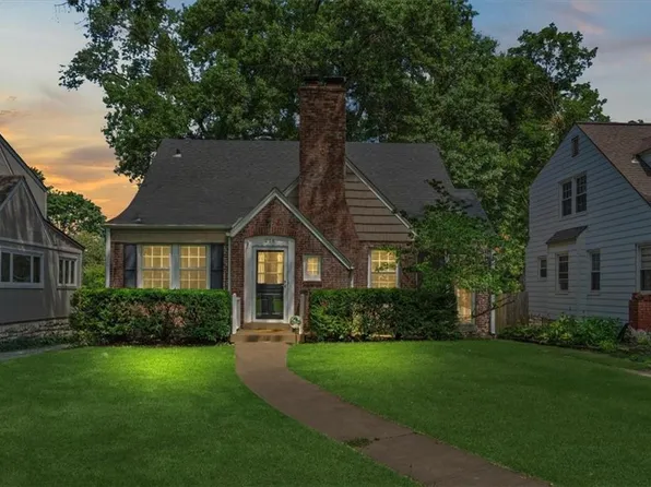 214 E 74th Ter, Kansas City, MO 64114