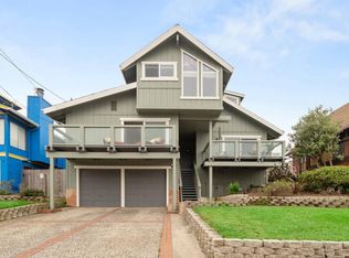436 3rd St, Montara, CA 94037