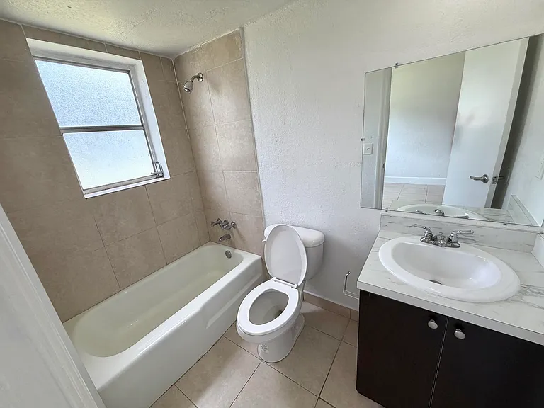 2119 Davie Blvd #126 — Photo 7