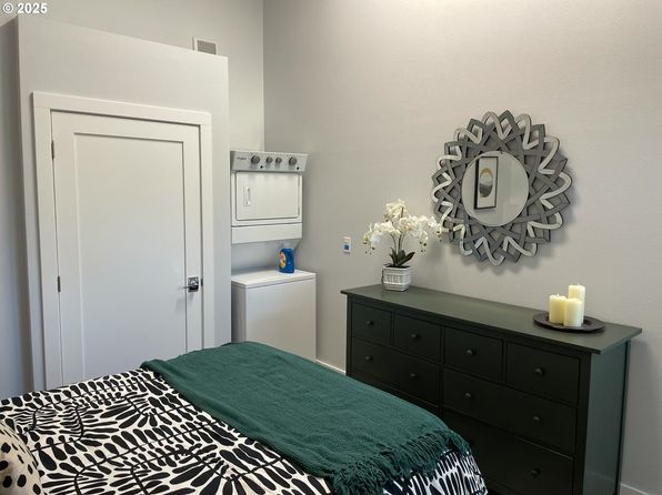 113 NW Willard St, Stevenson, WA 98648