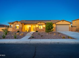 12961 Davona Dale Rd, Apple Valley, CA 92308