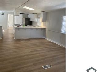 60 Hathaway St TRLR 16, East China, MI