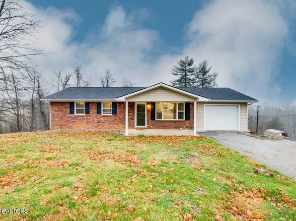 1724 Boone Cir, Tazewell, TN 37879