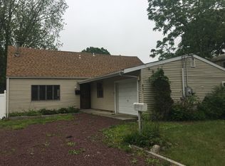 435 Islip Ave, Islip, NY 11751