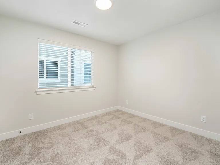 1743 W Terra Vista Ln — Photo 7