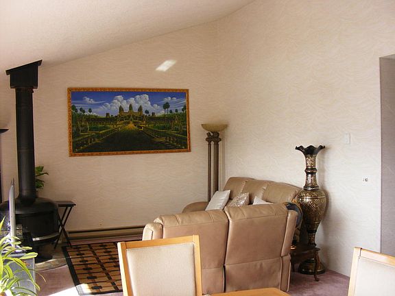 5th image of 1306 S Pine St #5