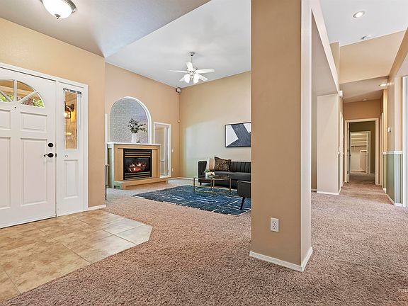 5th image of 6043 N Fountain Ln