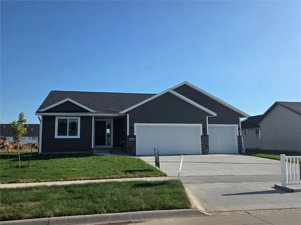 6166 Cope Dr, Marion, IA 52302