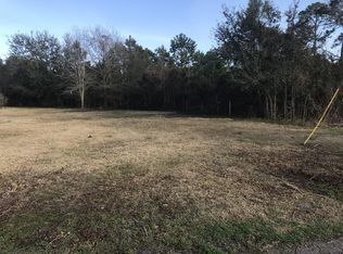 305 Lemoyne Rd, Pass Christian, MS 39571