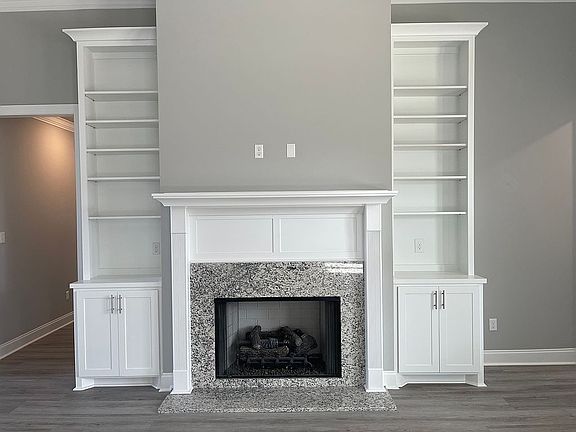 3rd image of 7244 Effie Dr
