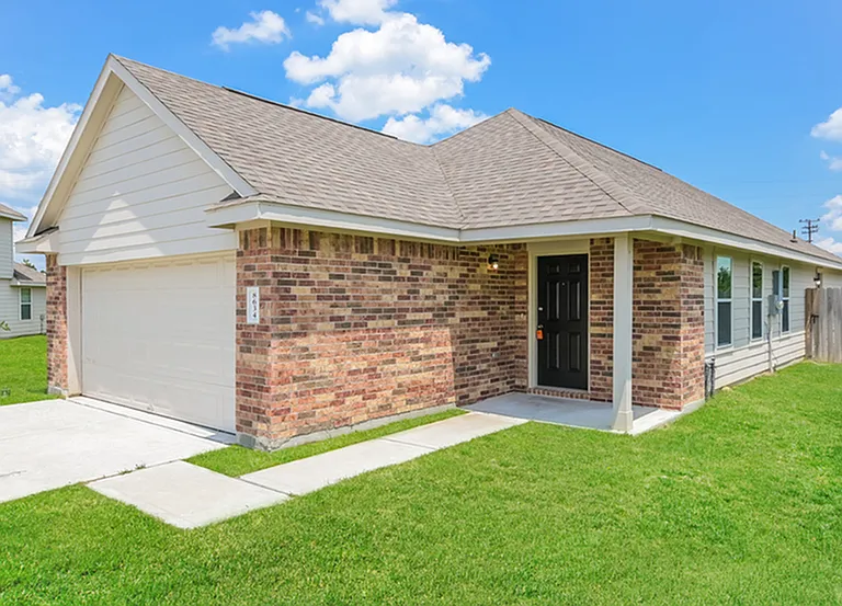 8634 Doris Oaks Cir — Photo 3