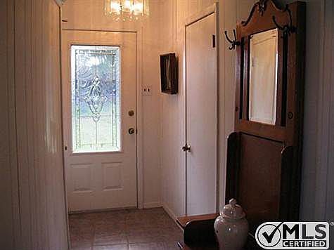 3rd image of 123 Old Ln