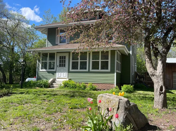 31602 Roberts Ave, Worthington, MN 56187