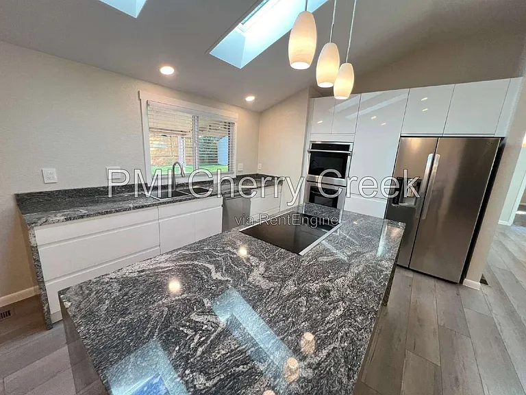 3000 S Holly Pl — Photo 13