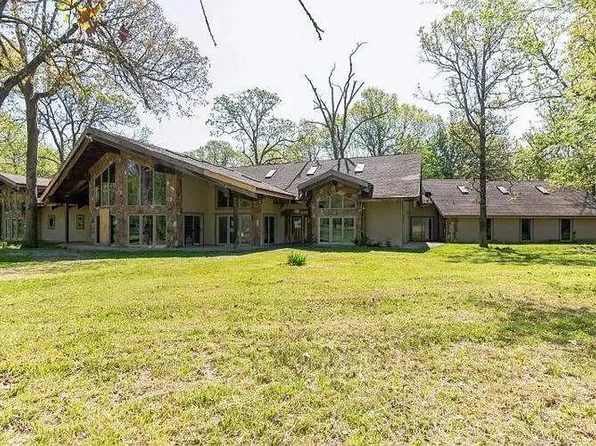 4070 N Castle Oaks Boulevard, Strafford, MO 65757