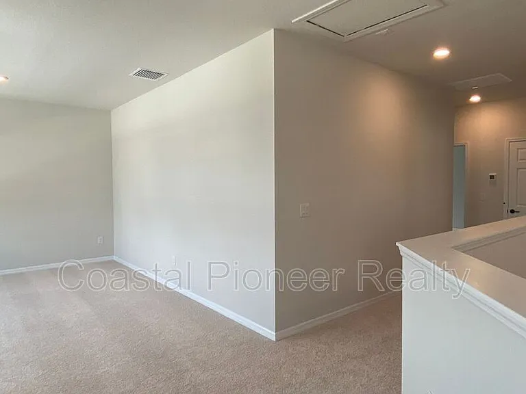 28591 Cozy Creek Dr — Photo 16