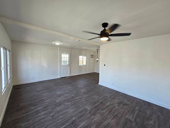 4th image of 1512 E 5th St Space 36