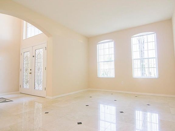 2nd image of 704 Bella Vida Blvd