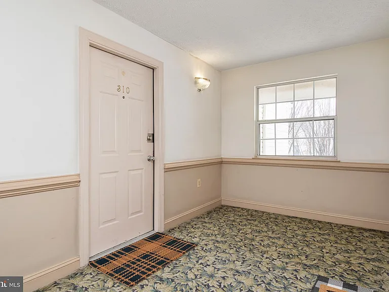8961 Town Center Cir #1-310 — Photo 3