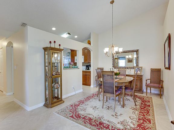 3rd image of 15453 Lake Gardenia Pl