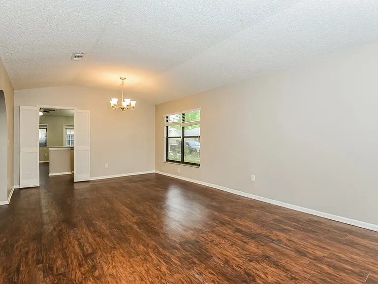 534 S Sundance Dr — Photo 5