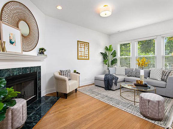 2nd image of 1648 W Hollywood Ave #1