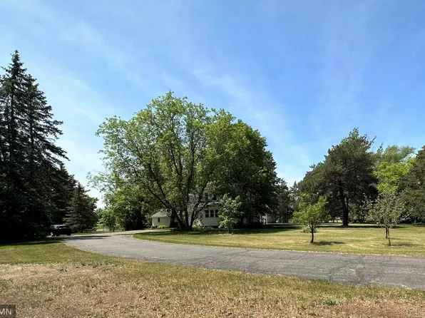 615 1st Ave SW, Melrose, MN 56352