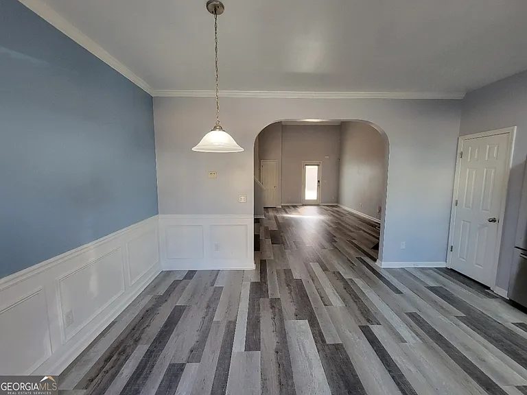175 Stillwood Dr — Photo 5