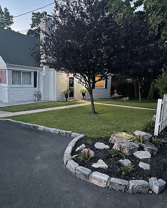 2nd image of 53 Mill Ln