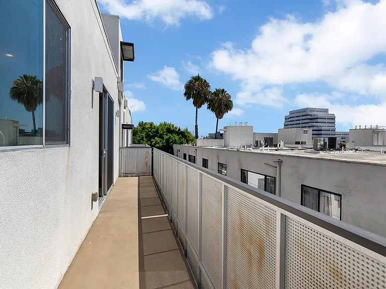 11260 Mississippi Ave #405 — Photo 39