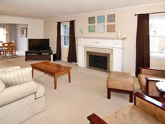 5th image of 4125 E 61st St