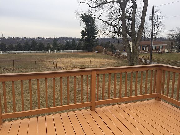 Deck/backyard