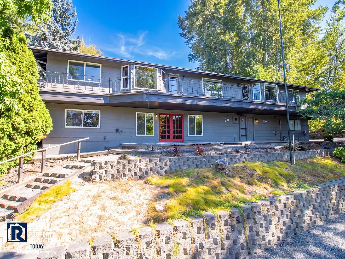 Rare 4-Bedroom Puyallup Home with Full Lower-Level Suite, Updated Kitchen & Balcony! — Photo 1