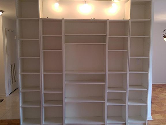 5th image of 3101 S Manchester St APT 512