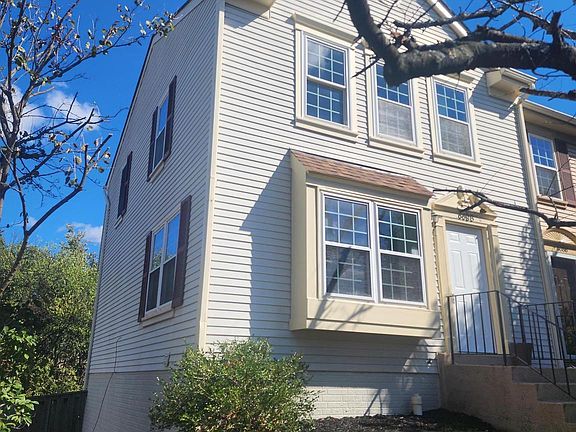 4th image of 6688 Comanche Ct
