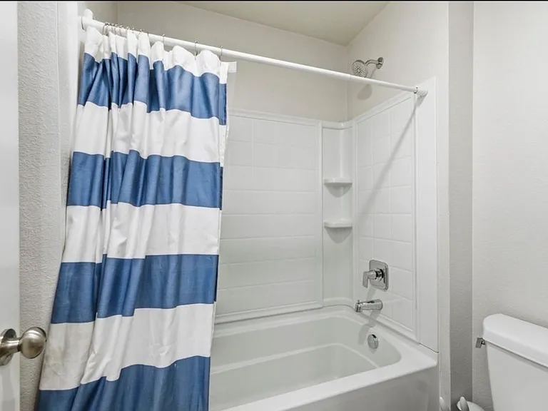 2933 Biplane St — Photo 5