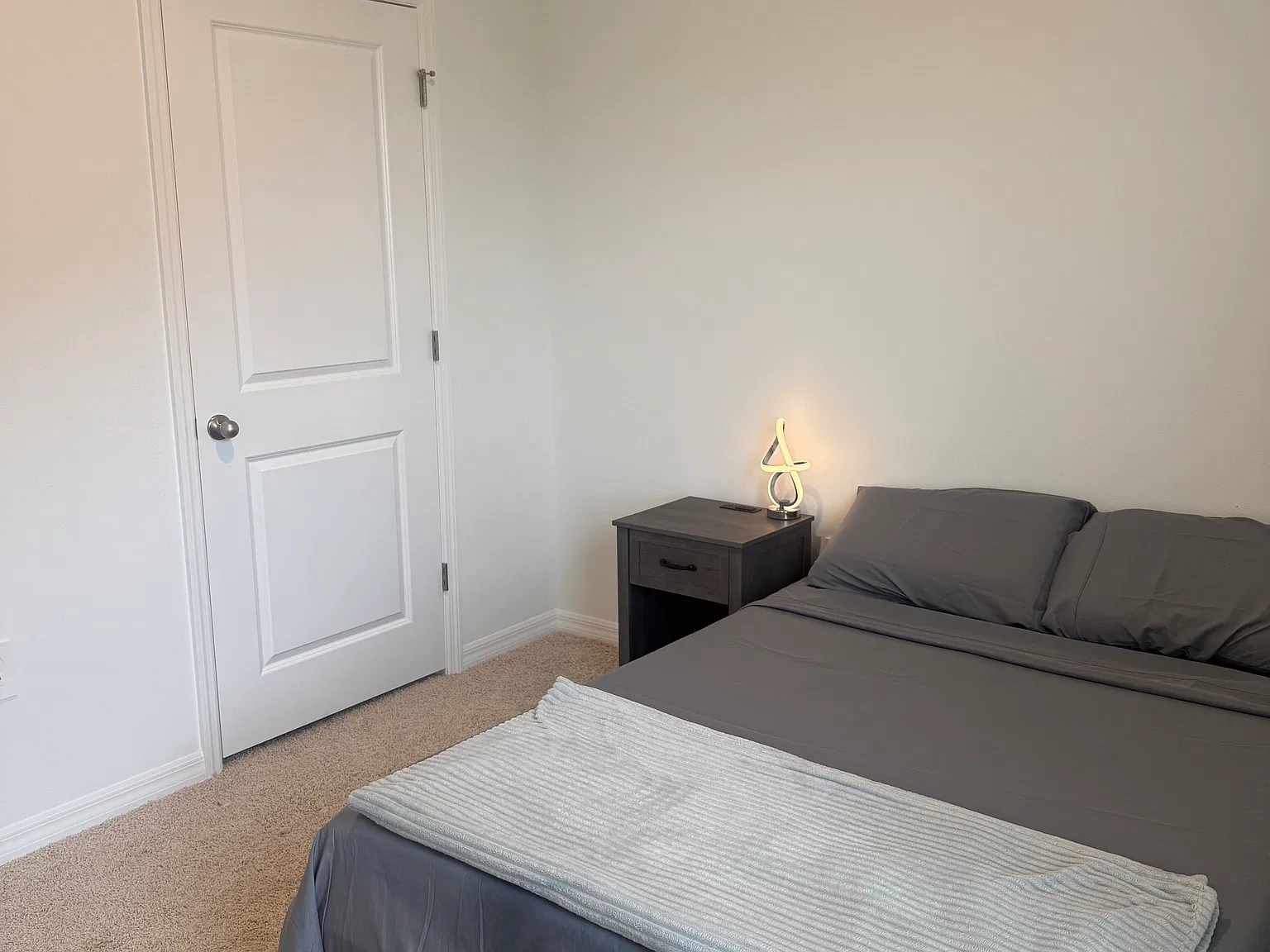 4 bed, 1665 sqft, $800 — Photo 3