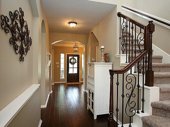 5th image of 15802 Cypress Hall Dr