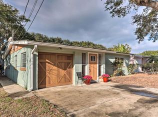 808 E 9th Ave, New Smyrna Beach, FL 32169