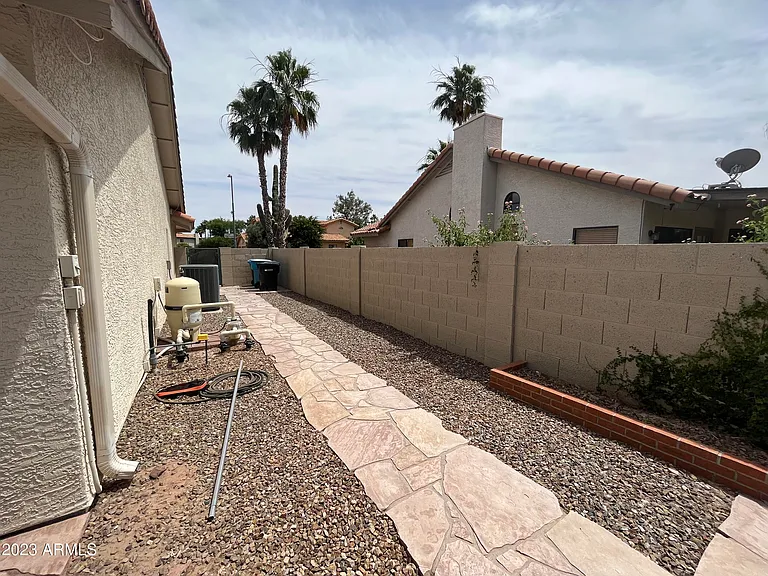 5508 E Kelton Ln — Photo 41
