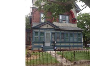 30 Oak St, Salem, NJ 08079