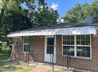 25 3rd Ave, Hazlehurst, GA 31539