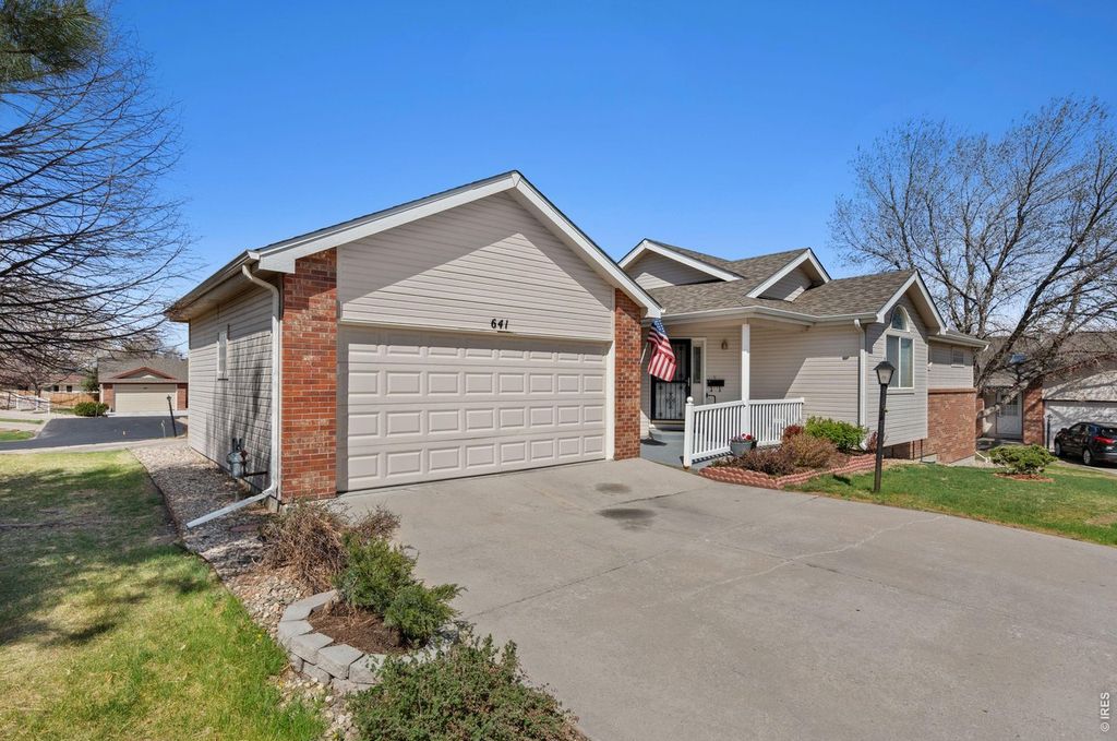 641 Radiant Dr