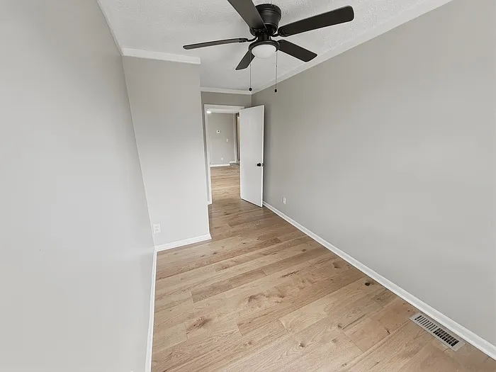 1321 Hermes Ave — Photo 14