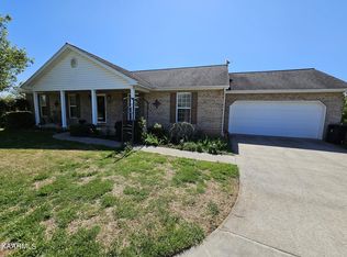 931 Bridger Ln, Maryville, TN 37801