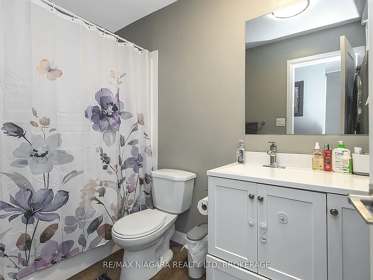 58 Dorchester Blvd — Photo 18