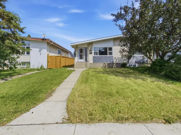 11424 41st Ave NW, Edmonton, AB T6J 0T8